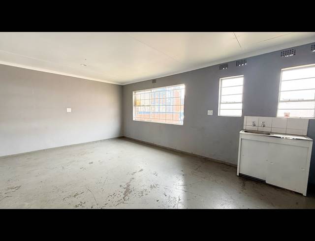 430M² WAREHOUSE TO LET IN WADEVILLE